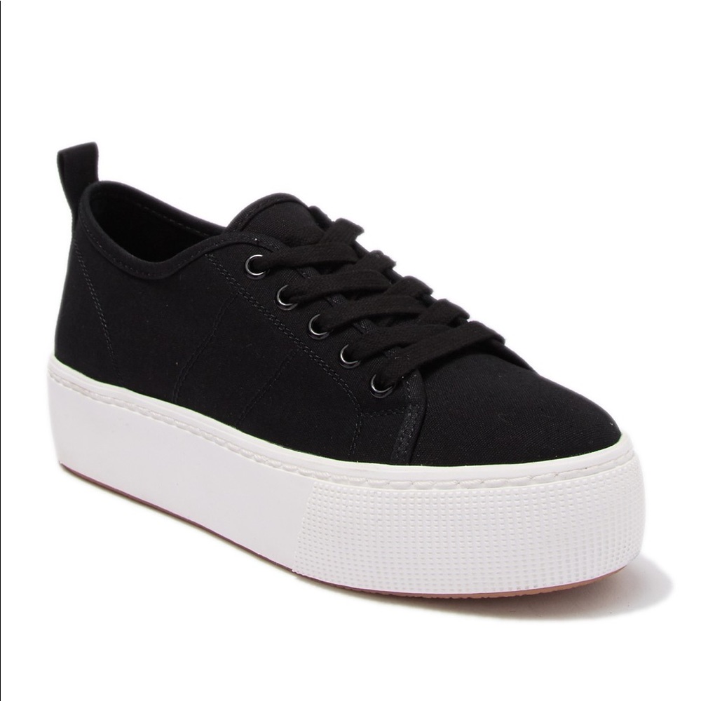 Platform sneakers